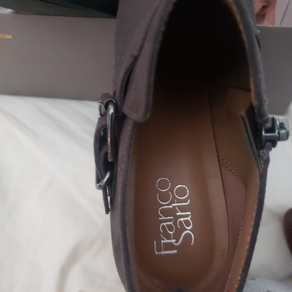 Grey Booties - Picture 5 of 10